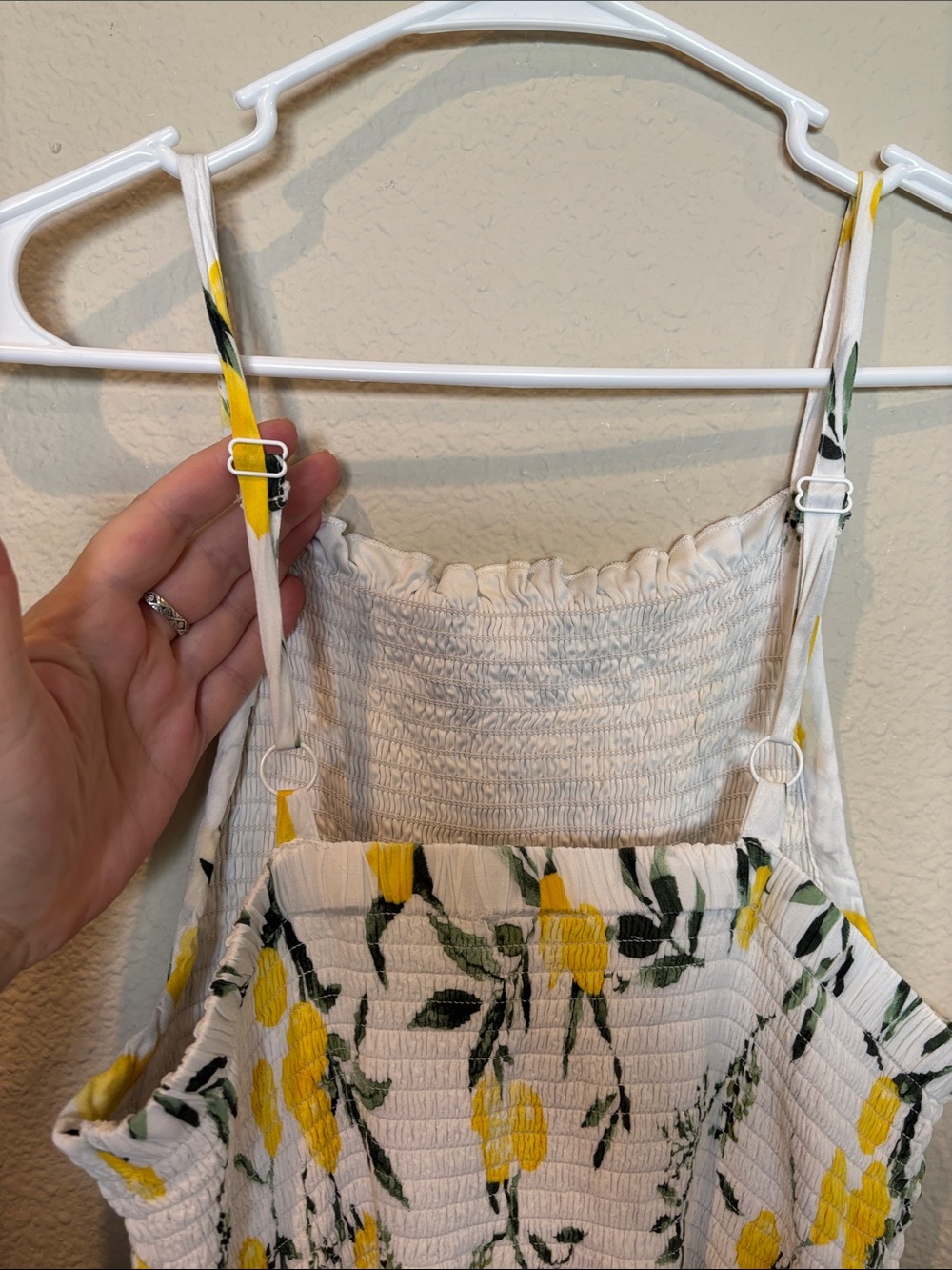 torrid 1X White Lemon-Print Midi Dress - Picture 6 of 7